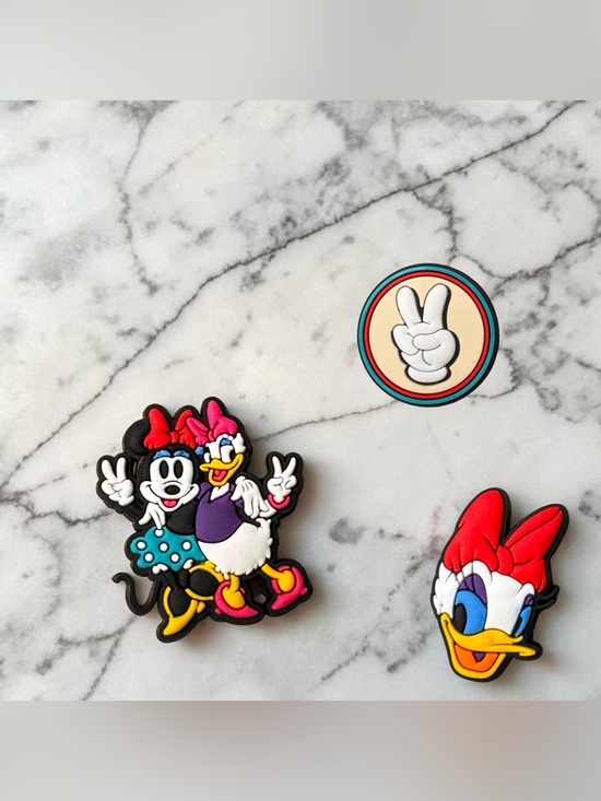 CROCS Accessories - CROCS 3pc Disney Minnie & Daisy Jibbitz Charms - CROCS shoe charm